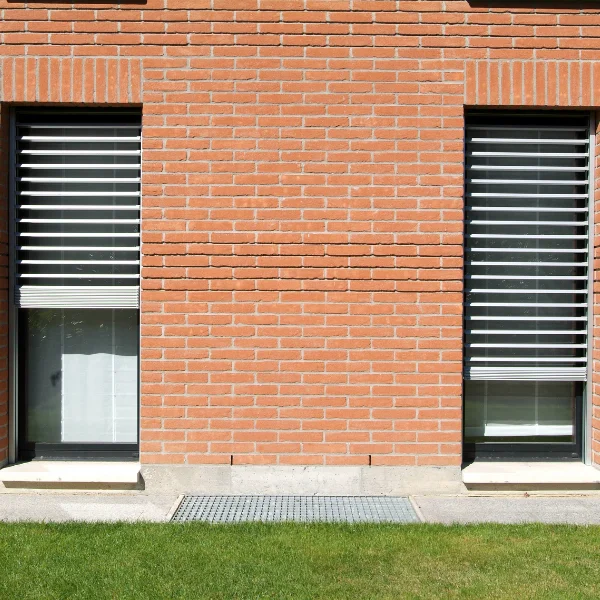 An image of a home with classic running bond brickwork in Knoxville.